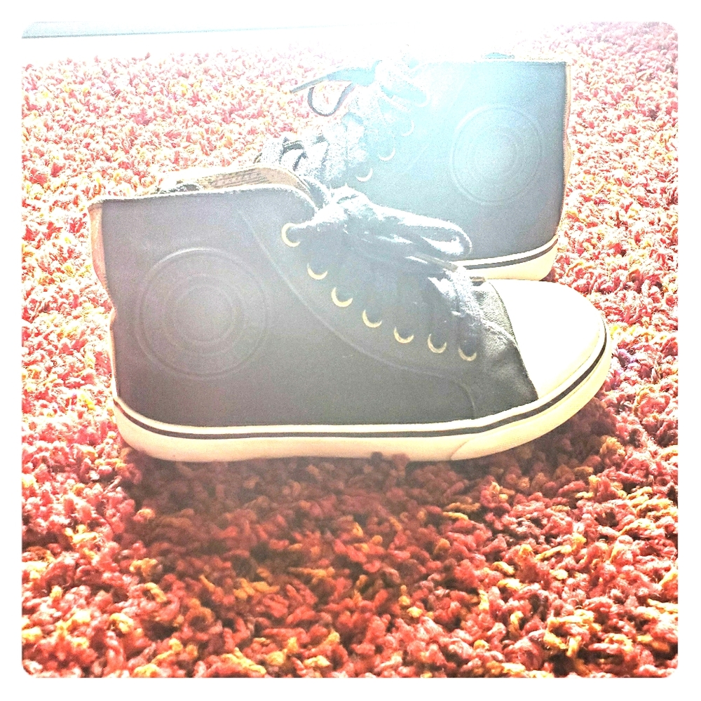 Boys Burberry sneakers